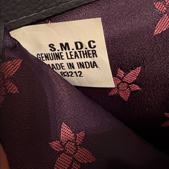 Anuschka Genuine Leather Hand-Painted Tri Fold Wallet - Picture 10 of 13